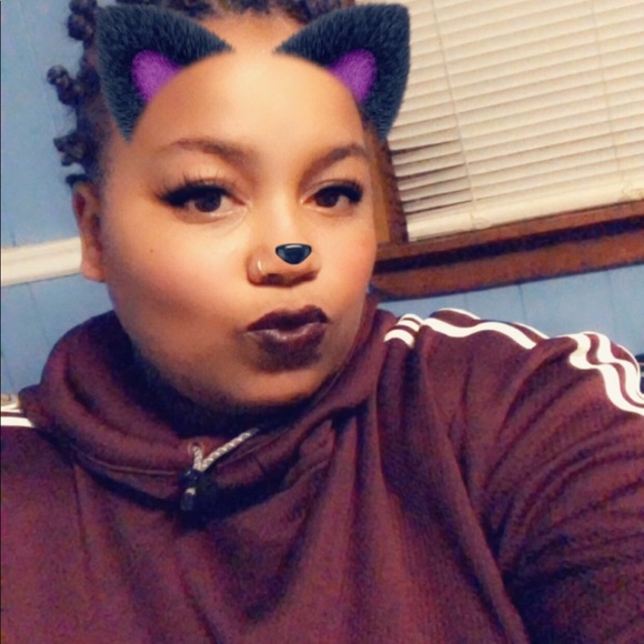 Meet your Posher, Jazzmine - Picture 1 of 1